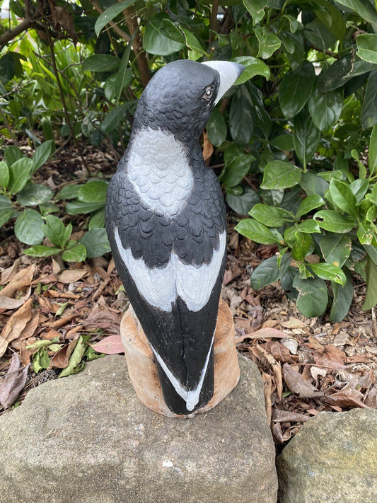 Magpie on Stump Bird Statue Ornament Animal Concrete Garden Australian Made Blk