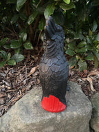 22nice4me Garden Statues hand-painted concrete red-tailed black cockatoo bird ornament perched on a rock