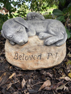 22nice4me Garden Statues concrete memorial ornament featuring a sleeping angel dog with wings on a Beloved Pet stone
