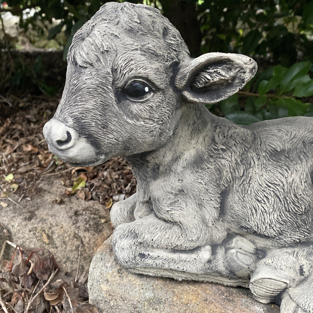 22nice4me Garden Statues hand-painted concrete calf statue in a realistic laying down pose for outdoor decor.