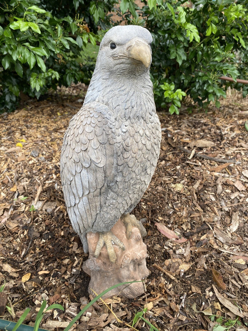 22nice4me Garden Statues hand-painted concrete eagle bird ornament perched on a rock in a garden setting