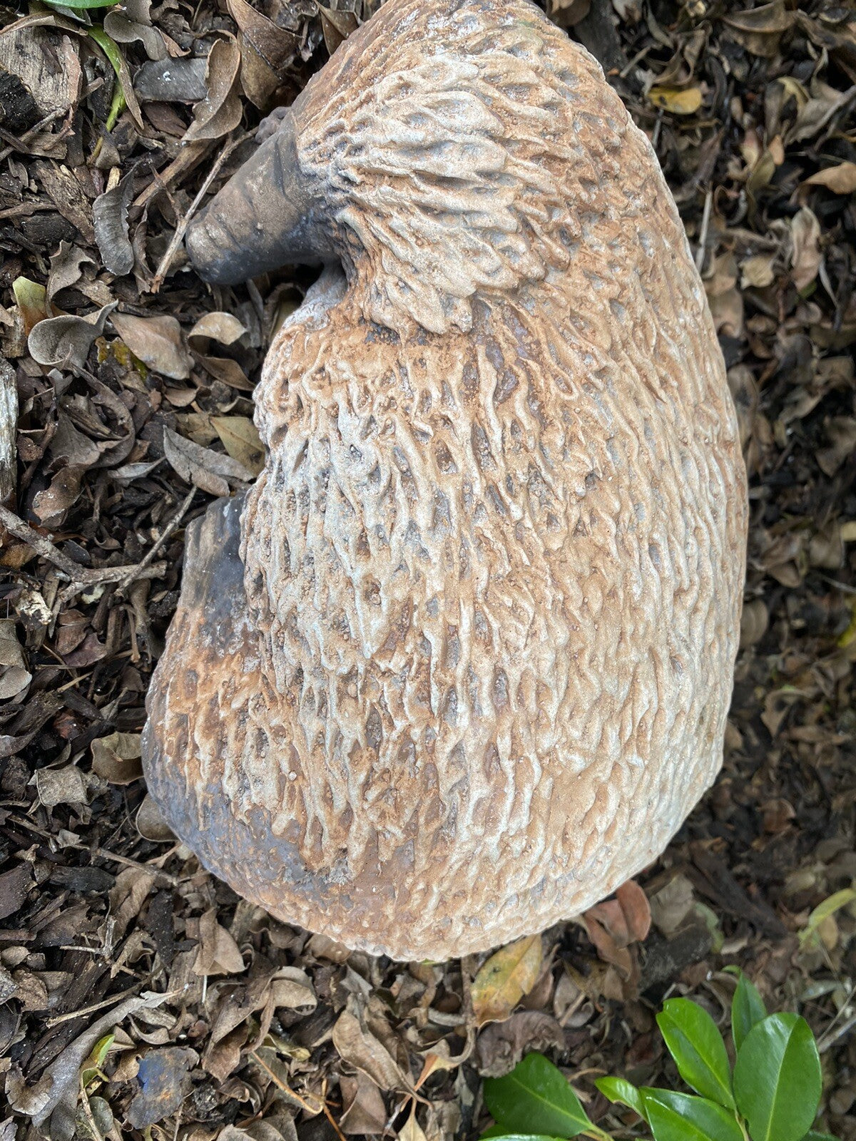 22nice4me Garden Statues hand-painted concrete echidna garden ornament with a realistic matt finish