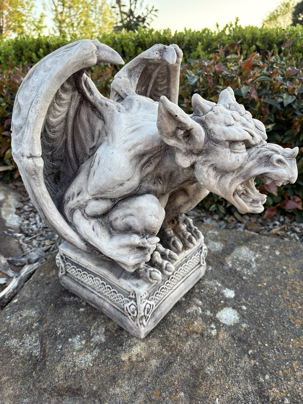 22nice4me Garden Statues concrete gargoyle garden ornament with detailed wings and horns on a decorative base