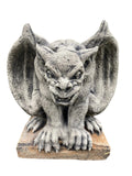 22nice4me Garden Statues grey concrete gargoyle with an antique rustic finish and detailed medieval design