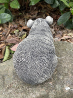 22nice4me Garden Statues hand-painted concrete guinea pig ornament with textured grey antique finish in a garden