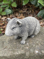 22nice4me Garden Statues hand-painted concrete guinea pig ornament with an antique finish for outdoor garden decor