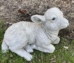 22nice4me Garden Statues concrete lamb ornament in a realistic laying down pose with a matte finish on garden grass