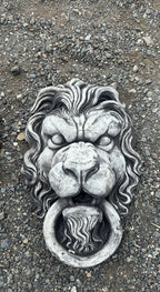 22nice4me Garden Statues concrete lion head wall ornament with a detailed mane and ring knocker in natural grey finish