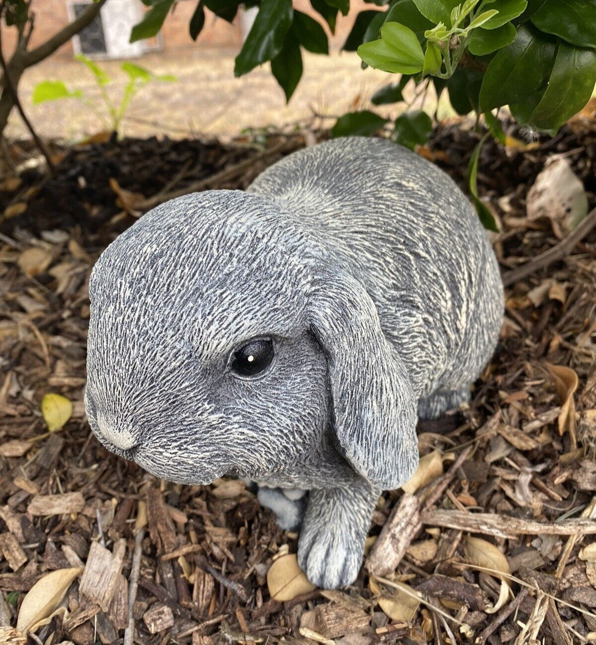 22nice4me Garden Statues hand-painted concrete mini lop rabbit ornament in a grey textured finish for garden decor