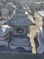 22nice4me Garden Statues grey concrete Asian-style pagoda lantern with tiered roof and open light chamber