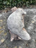 22nice4me Garden Statues concrete platypus resting on a rustic log with detailed fur and bill for outdoor garden decor