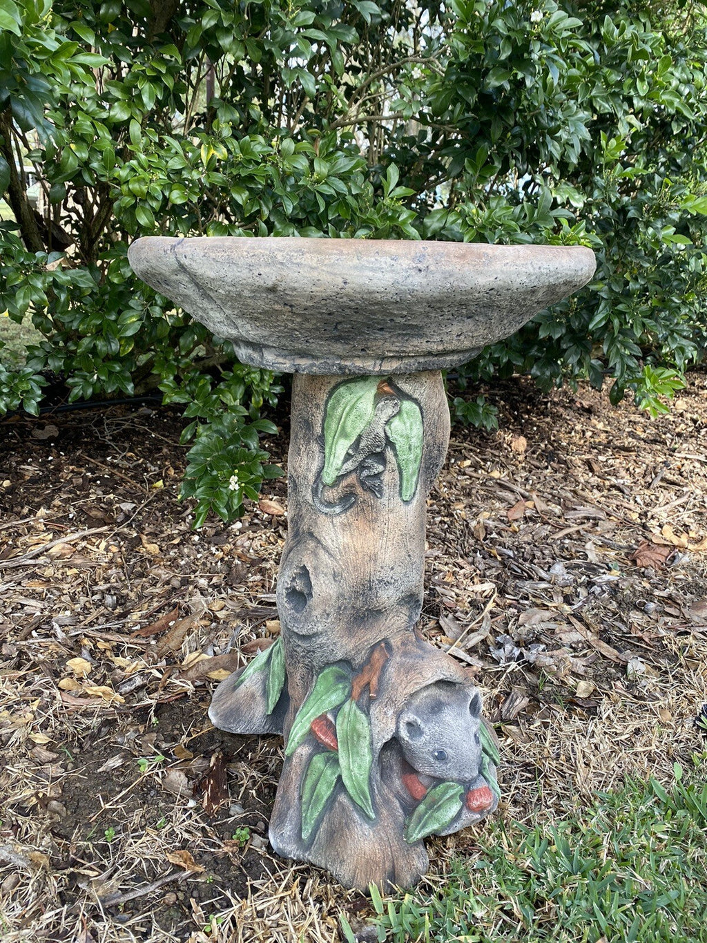 22nice4me Garden Statues concrete bird bath featuring a rustic tree pedestal with a sculpted possum and green leaves.