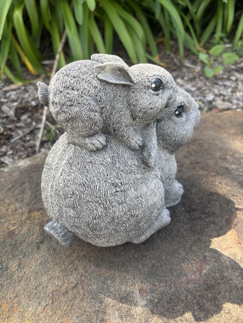 22nice4me Garden Statues hand-painted concrete rabbit ornament with textured fur detail for outdoor garden decor