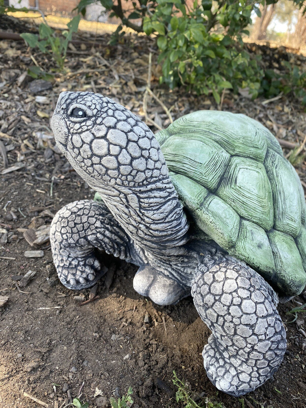 22nice4me Garden Statues hand-painted concrete turtle ornament with a green shell, suitable for outdoor garden decor.