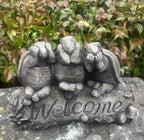 22nice4me Garden Statues concrete three wise turtles ornament with Welcome sign in a rustic grey stone finish