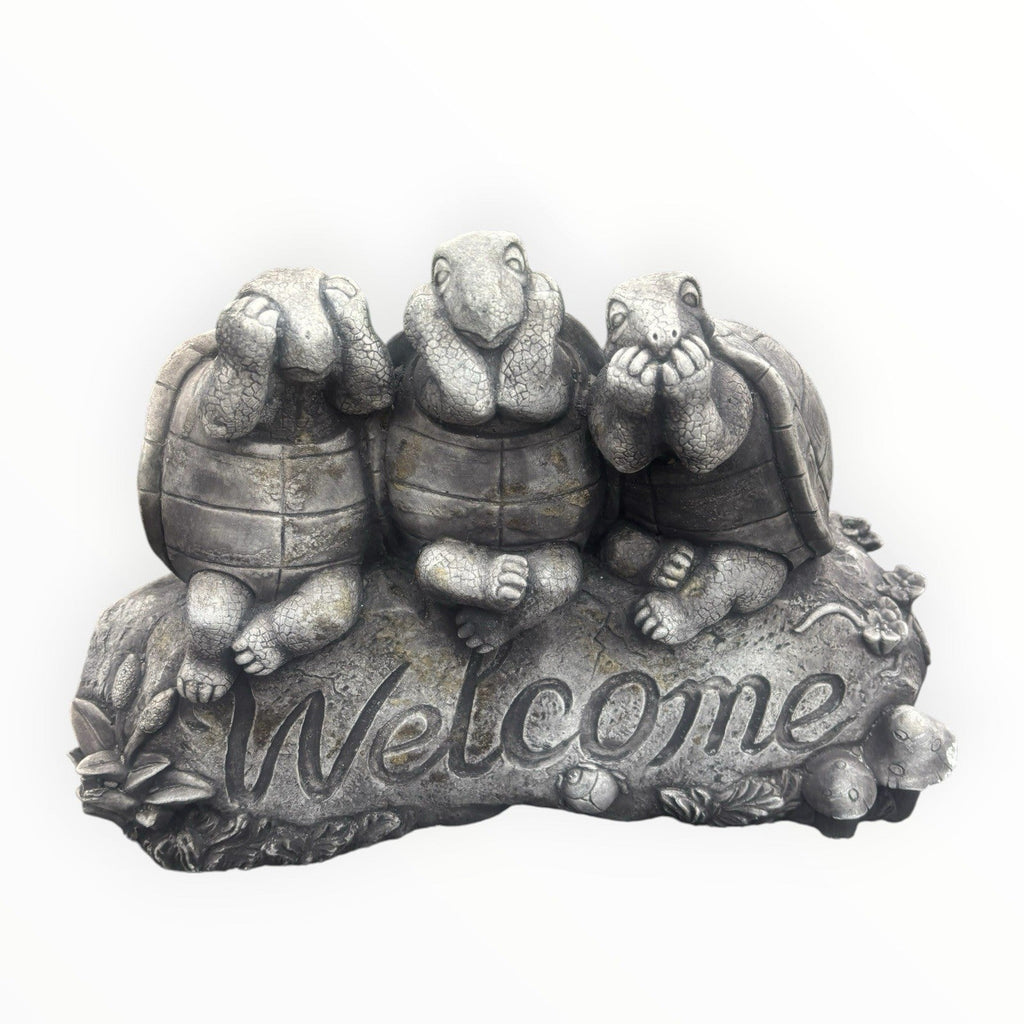 22nice4me Garden Statues concrete three wise turtles ornament with a rustic grey stone finish and Welcome text