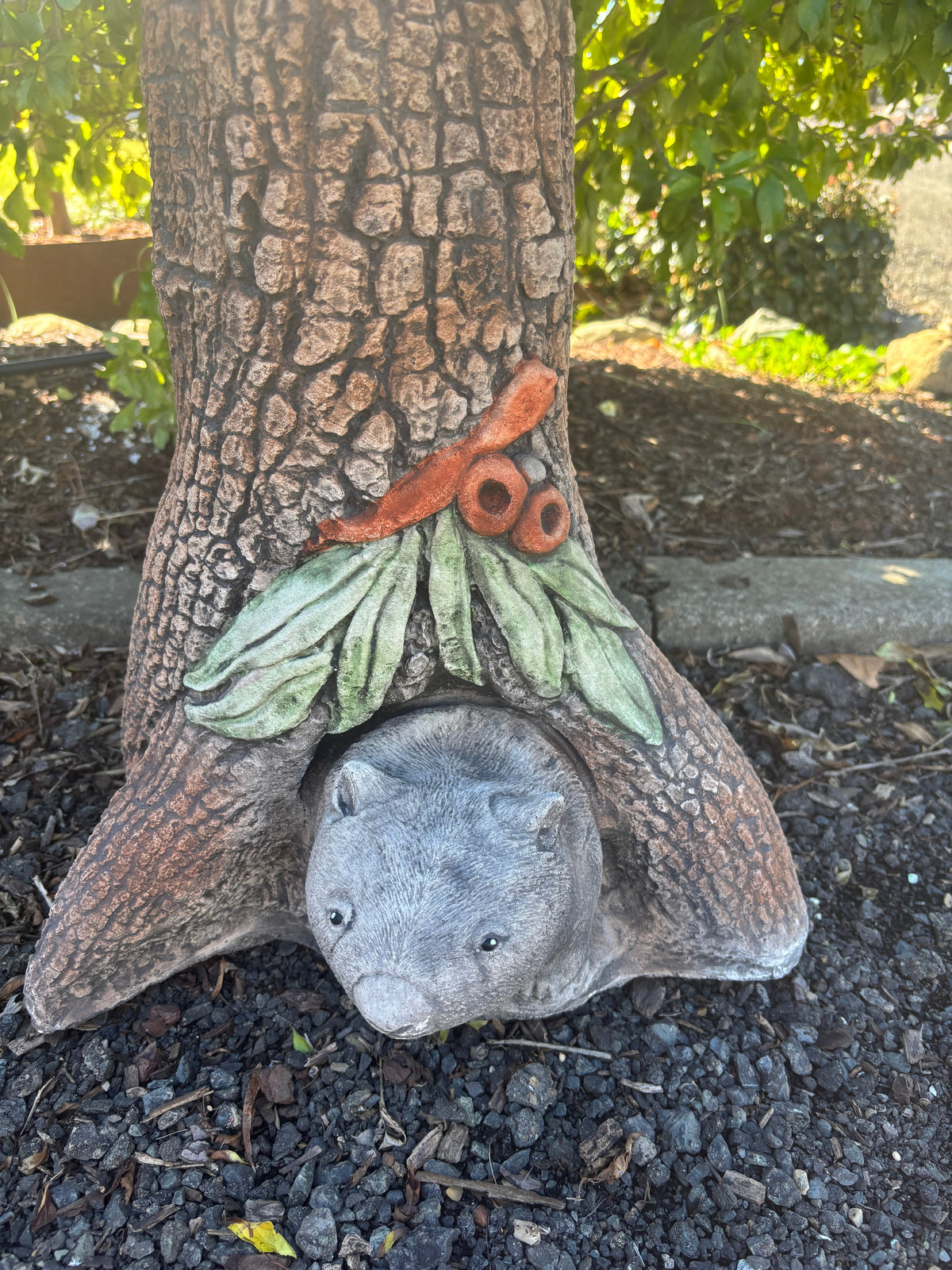 22nice4me Garden Statues concrete wombat bird bath featuring a detailed wombat sculpture at the base of a tree trunk
