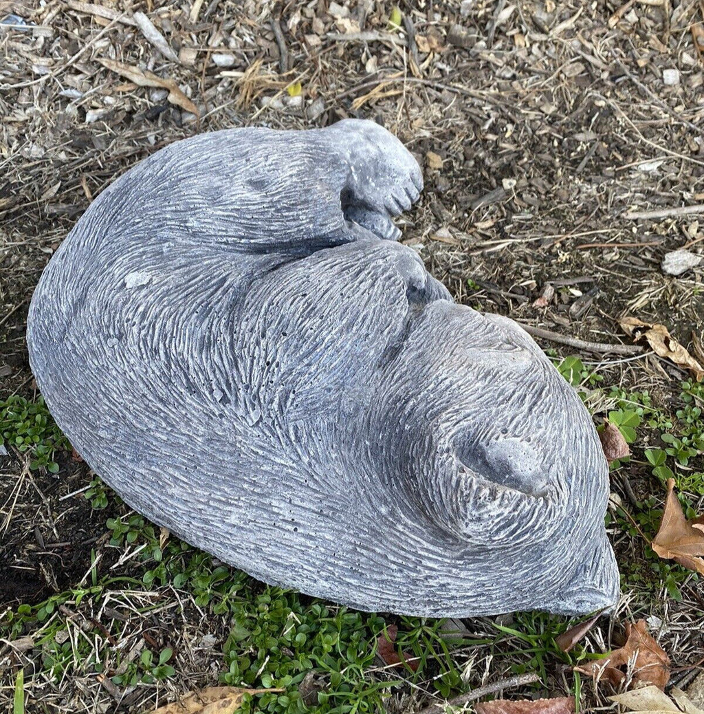 22nice4me Garden Statues Australian wombat garden ornament made of grey concrete in a sleeping pose