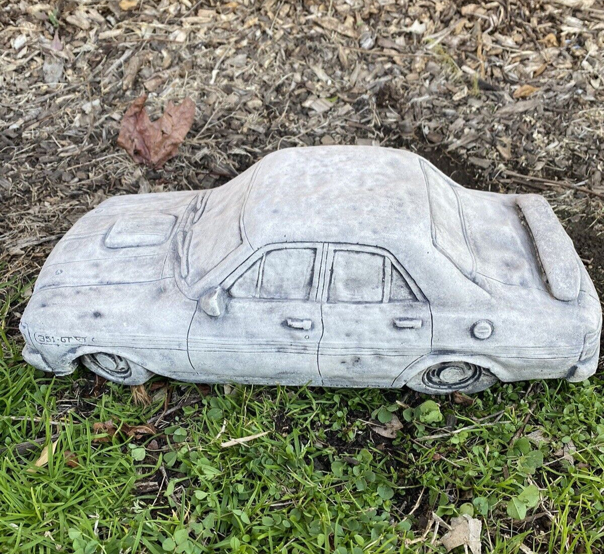 22nice4me Garden Statues concrete XY GT car ornament with a grey matte finish for outdoor garden decor