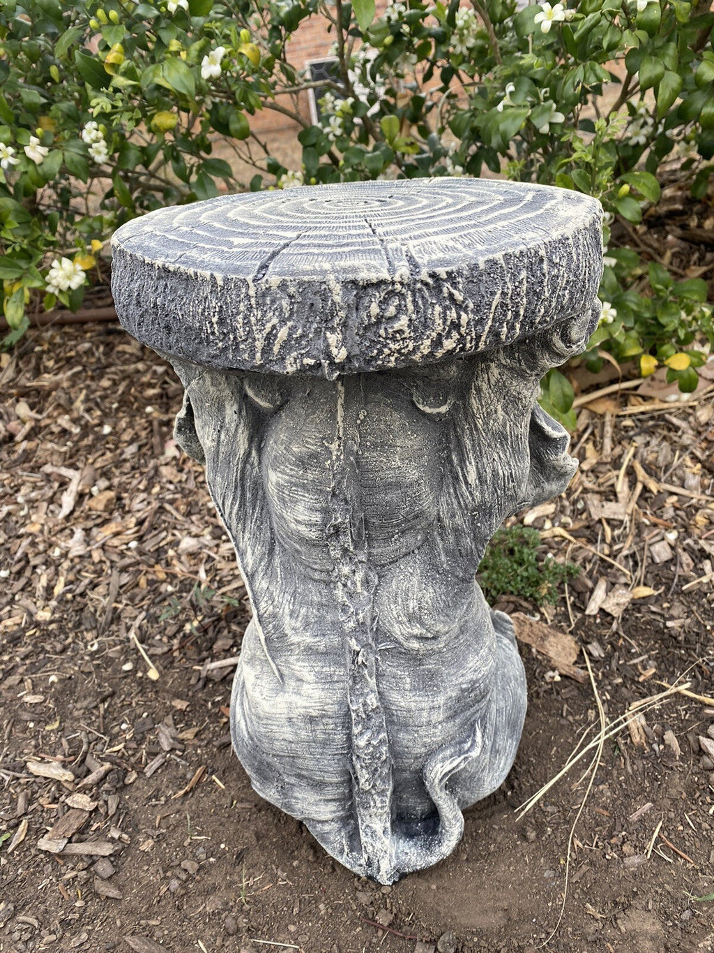 22nice4me Garden Statues grey concrete elephant pot plant stand with a textured tree stump top for garden decor