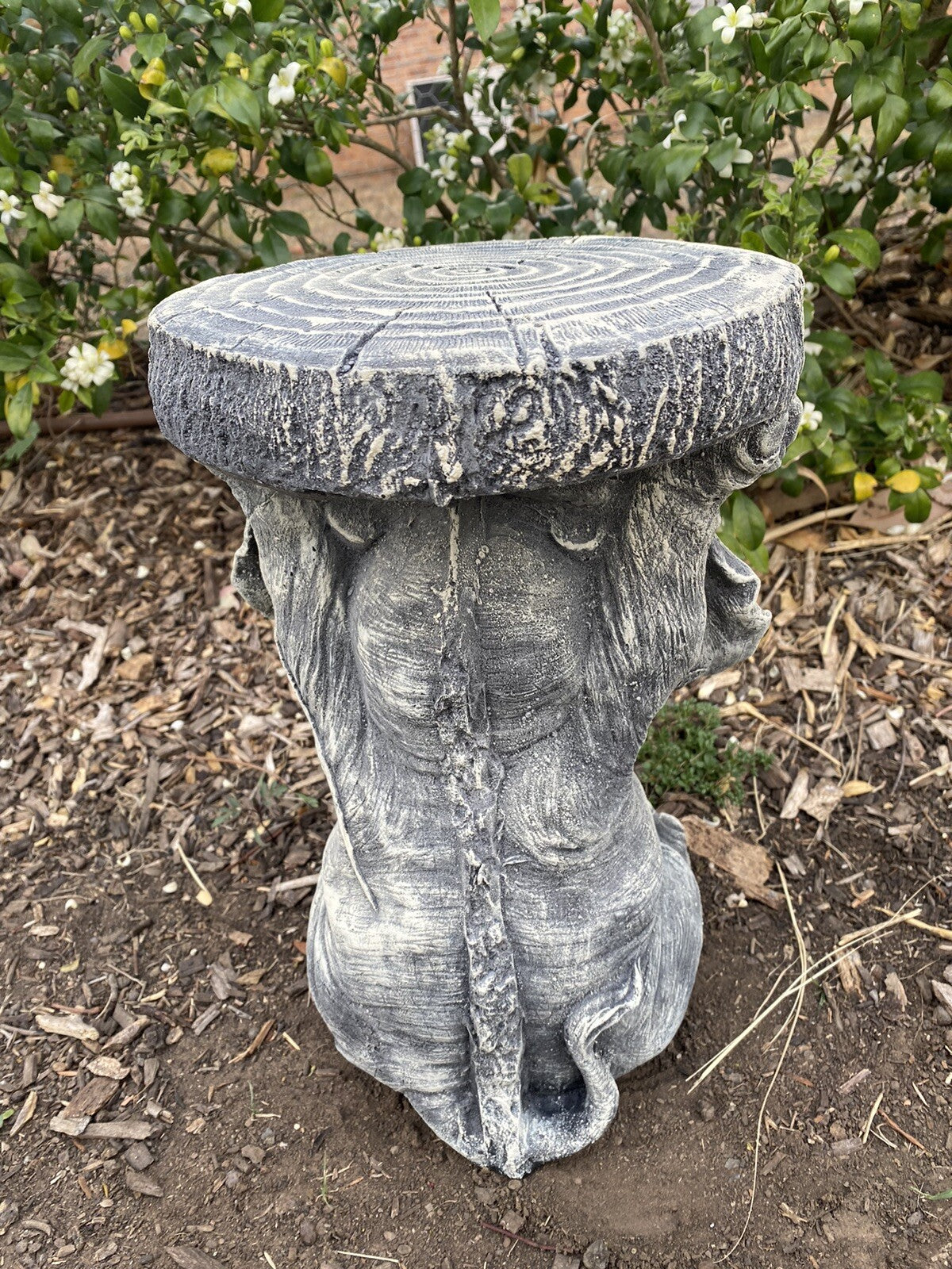 22nice4me Garden Statues grey concrete elephant pot plant stand with a textured tree stump top for garden decor