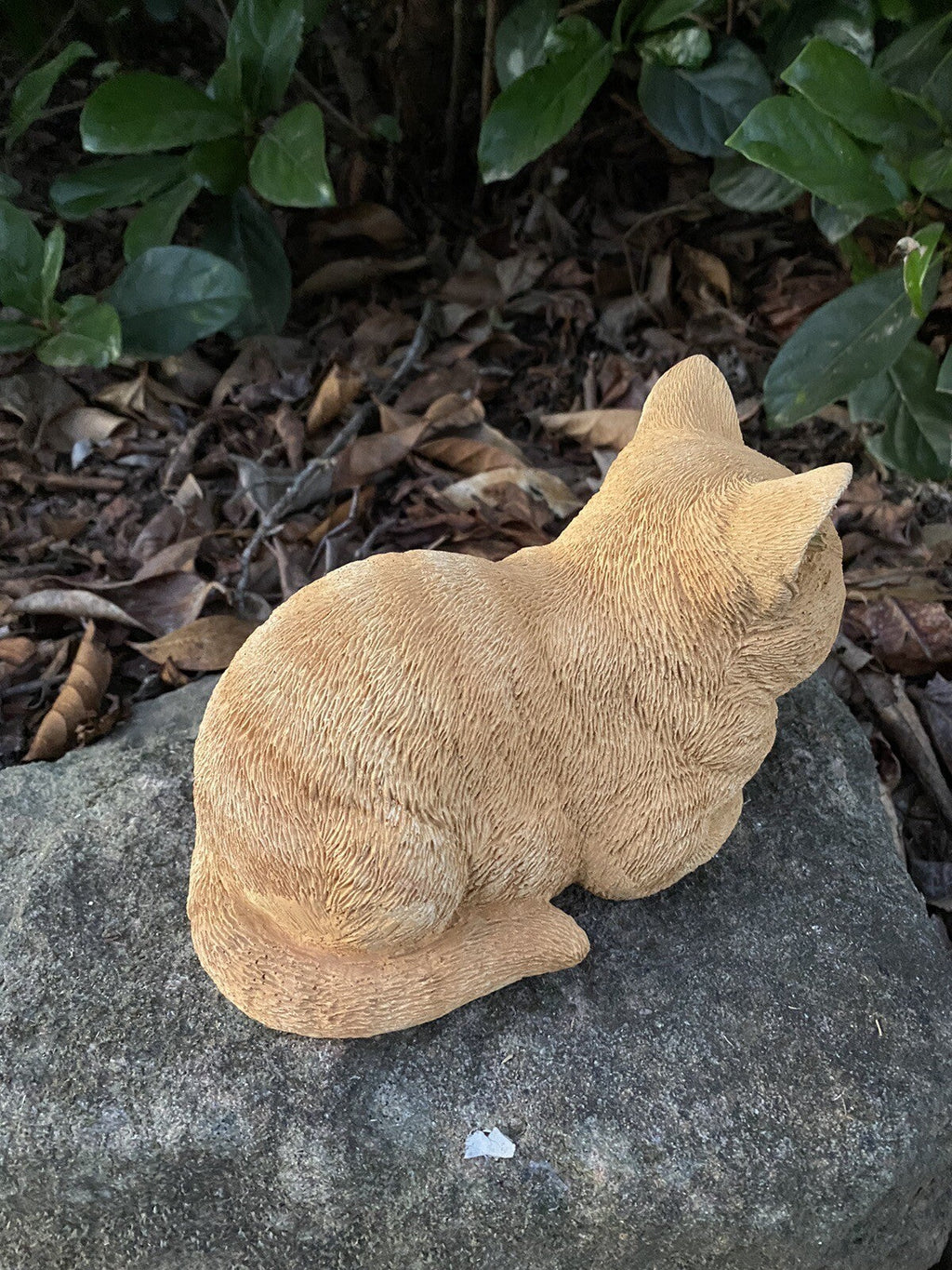 22nice4me Garden Statues ginger tabby cat sleeping statue made of hand-painted concrete for outdoor garden decor