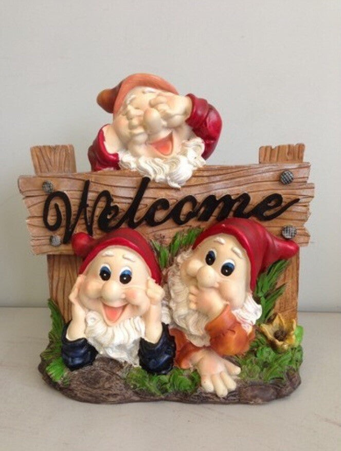 22nice4me Garden Statues resin gnome welcome sign featuring three gnomes depicting hear, speak, and see no evil poses.