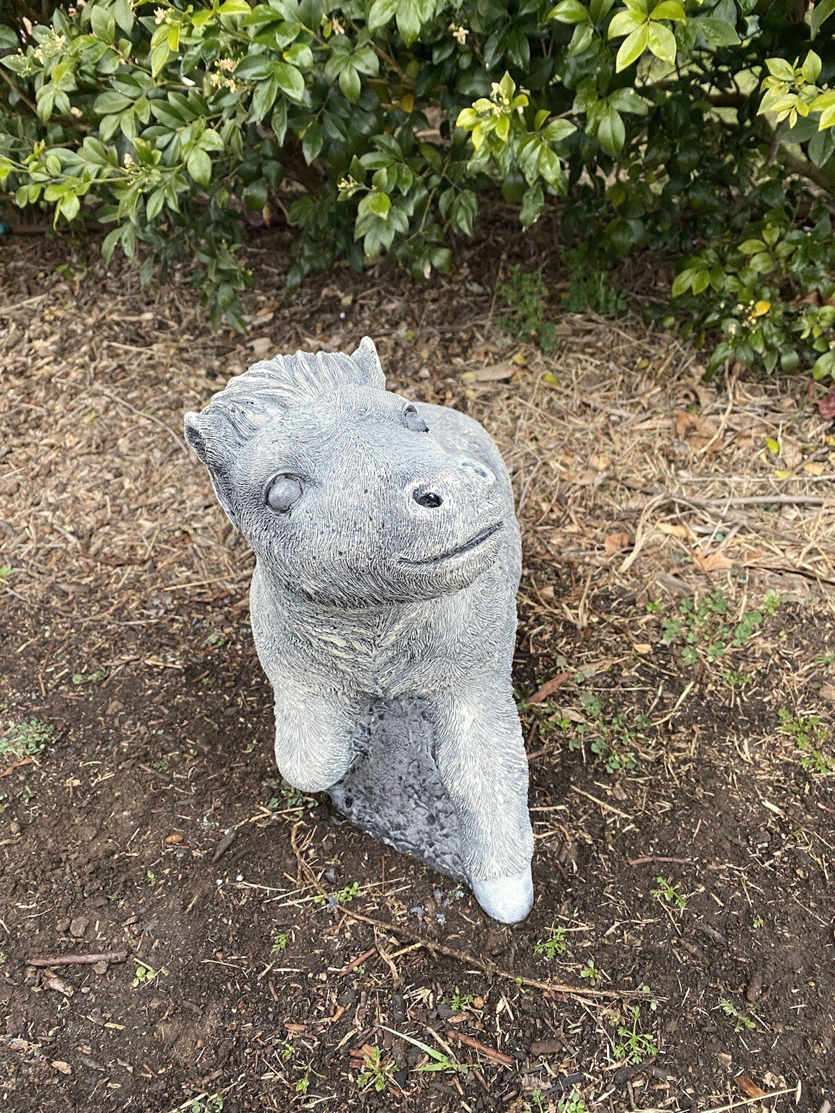22nice4me Garden Statues grey concrete pony sculpture with a matte finish, designed for outdoor garden decor.