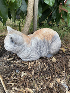 22nice4me Garden Statues grey concrete sleeping kitten statue with antique finish in a garden setting