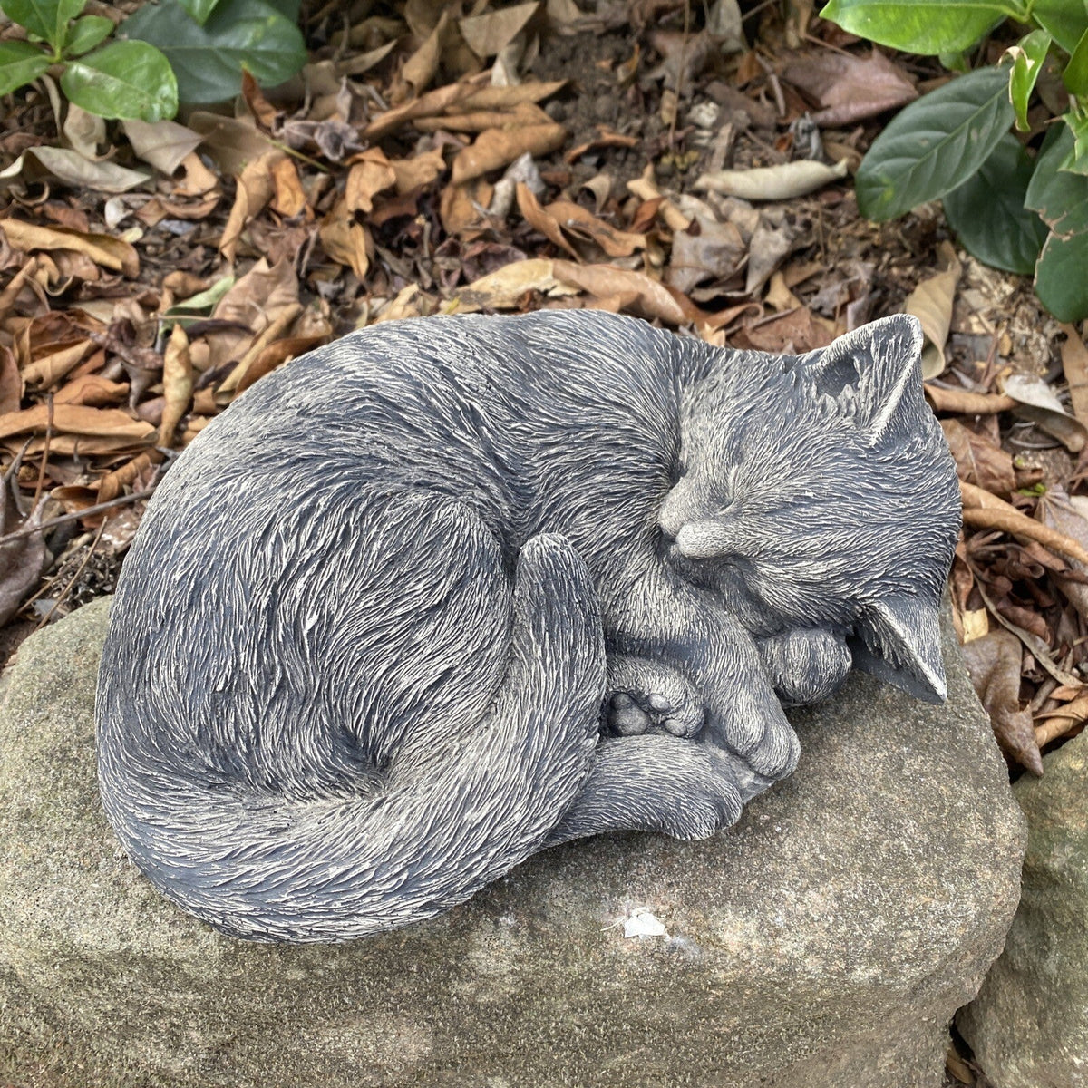 22nice4me Garden Statues grey concrete sleeping kitten statue with realistic fur texture for outdoor garden decor
