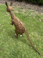22nice4me Garden Statues metal kangaroo sculpture with a rustic brown finish standing on a green lawn