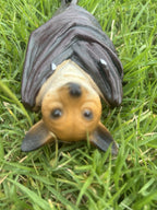 22nice4me Garden Statues resin hanging flying fox bat ornament in brown, resting in green grass