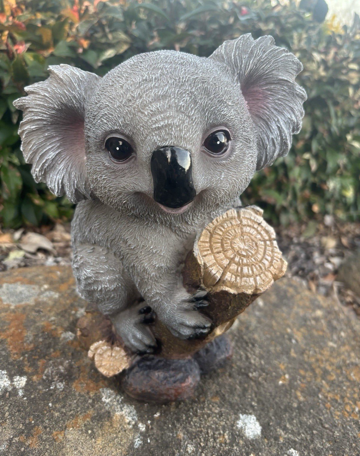 22nice4me Garden Statues resin koala ornament resting on a branch with detailed grey fur texture for outdoor decor