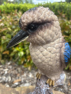 22nice4me Garden Statues resin kookaburra bird ornament with textured brown feathers and striking blue wing detail