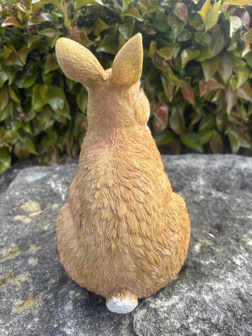 22nice4me Garden Statues resin rabbit ornament with realistic brown fur texture, viewed from the back in a garden
