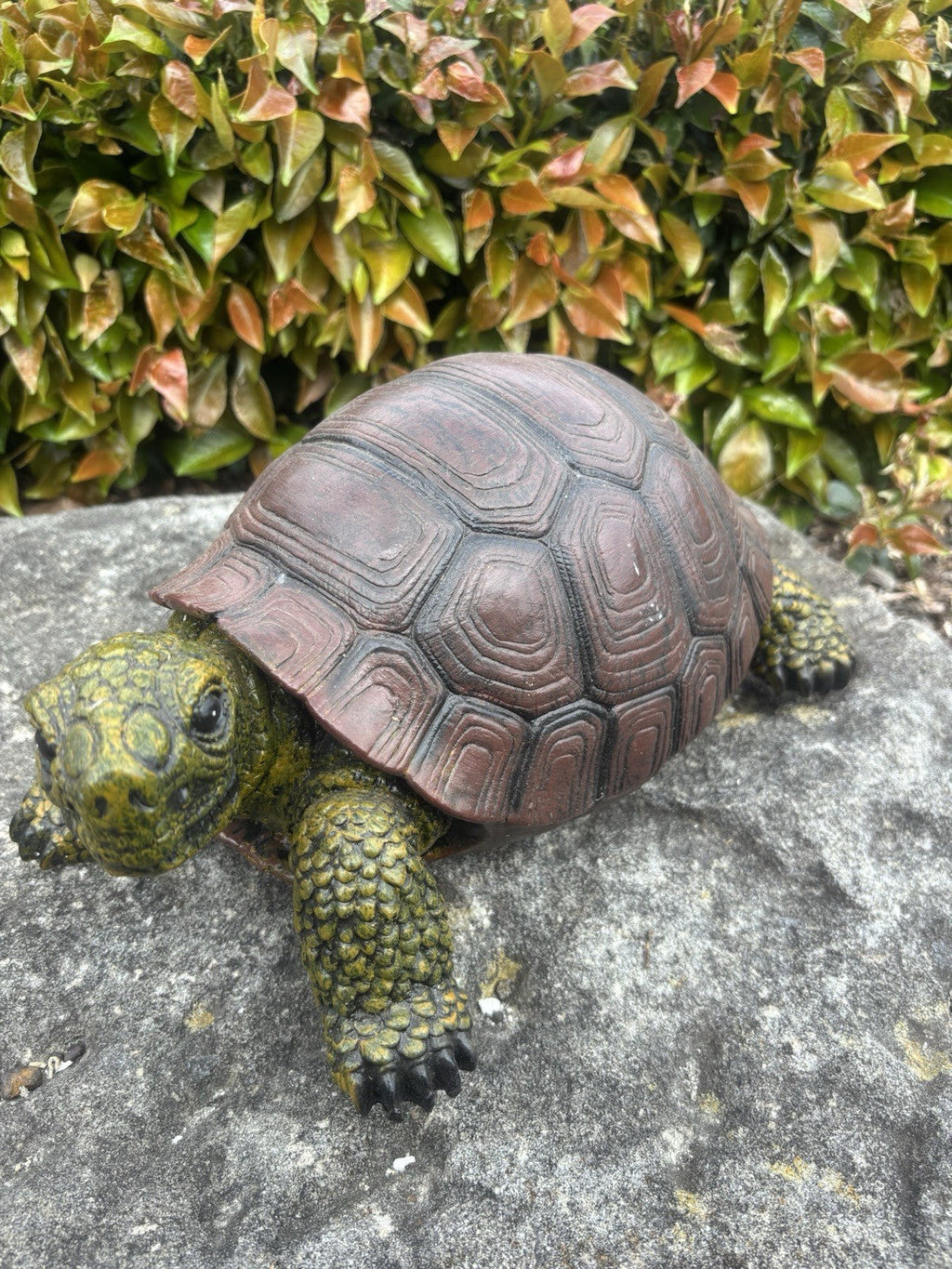 22nice4me Garden Statues resin tortoise ornament with a textured green and gold body and reddish-brown patterned shell
