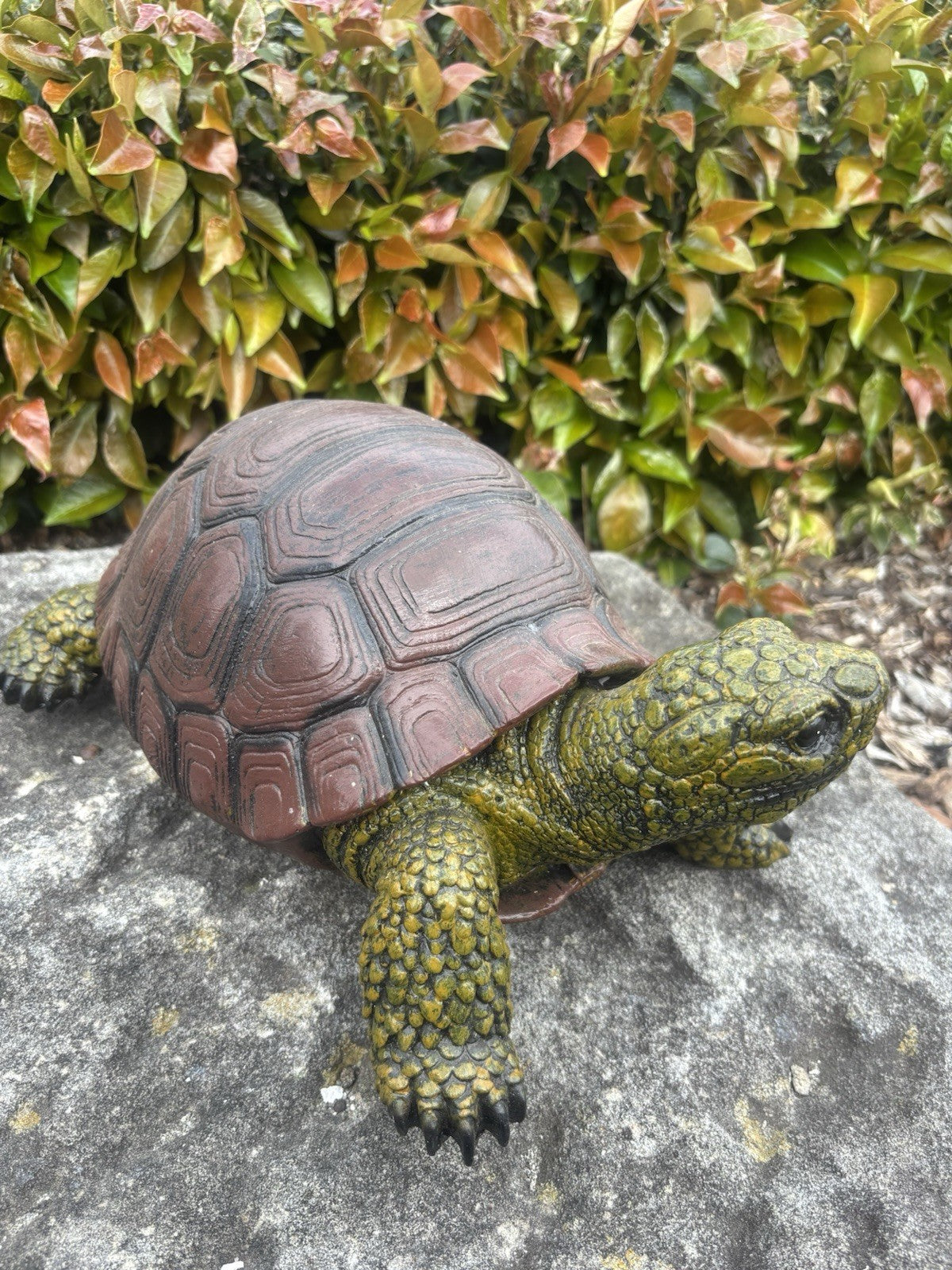 22nice4me Garden Statues resin tortoise ornament with a reddish-brown patterned shell and textured green gold body