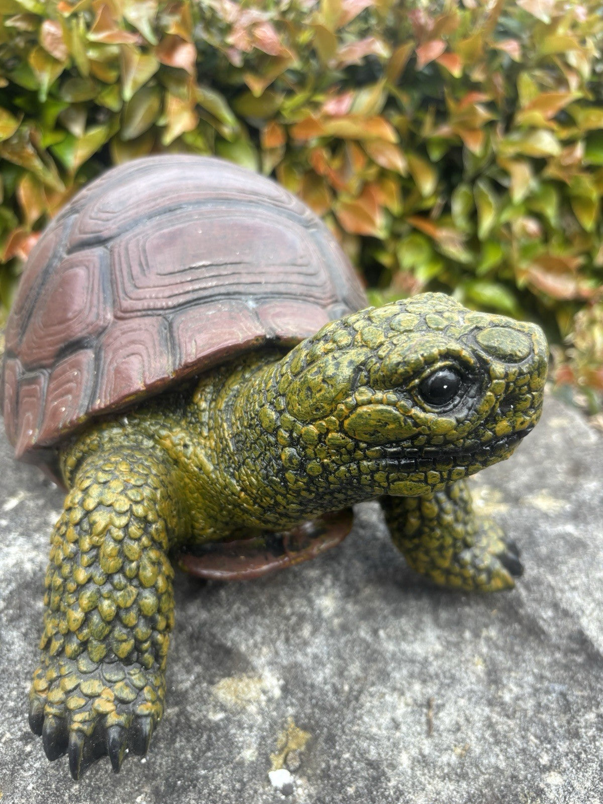 22nice4me Garden Statues resin tortoise ornament with a textured green and gold body and reddish-brown patterned shell