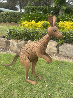 22nice4me Garden Statues metal kangaroo sculpture with a rustic brown finish standing on a green lawn.