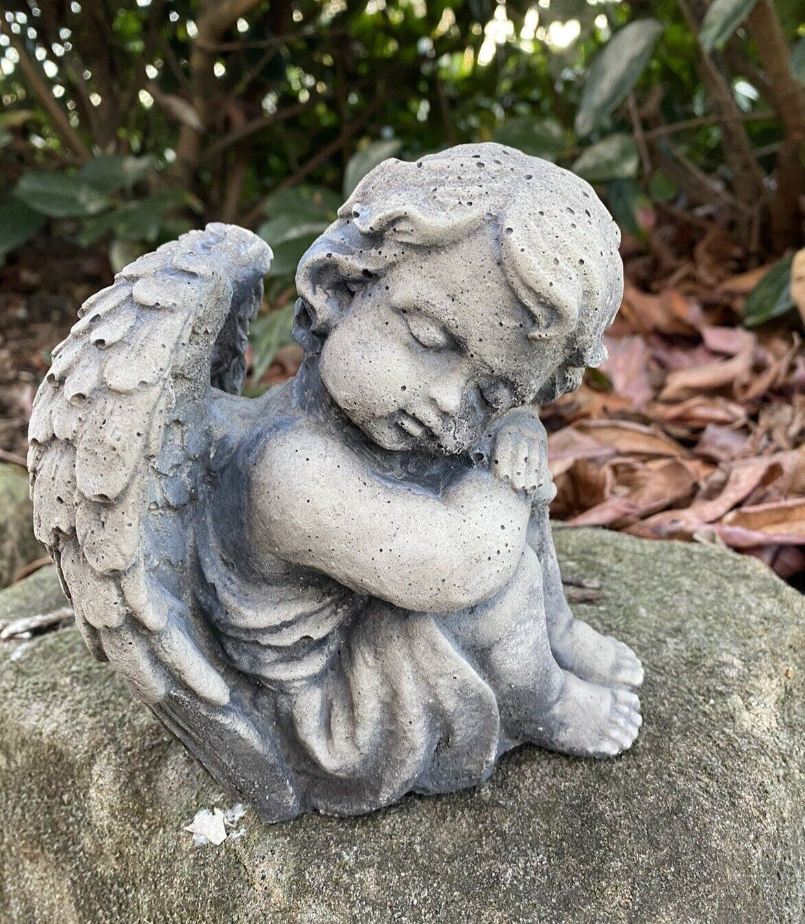 22nice4me Garden Statues sleeping boy angel memorial ornament made of hand-painted concrete with a matte finish
