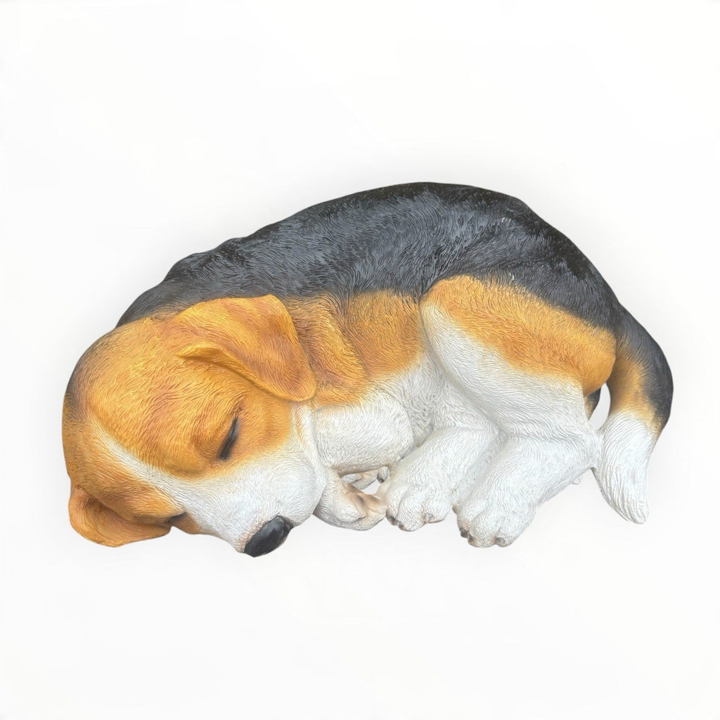 22nice4me Garden Statues resin sleeping Beagle dog ornament with realistic tan, white, and black fur details.