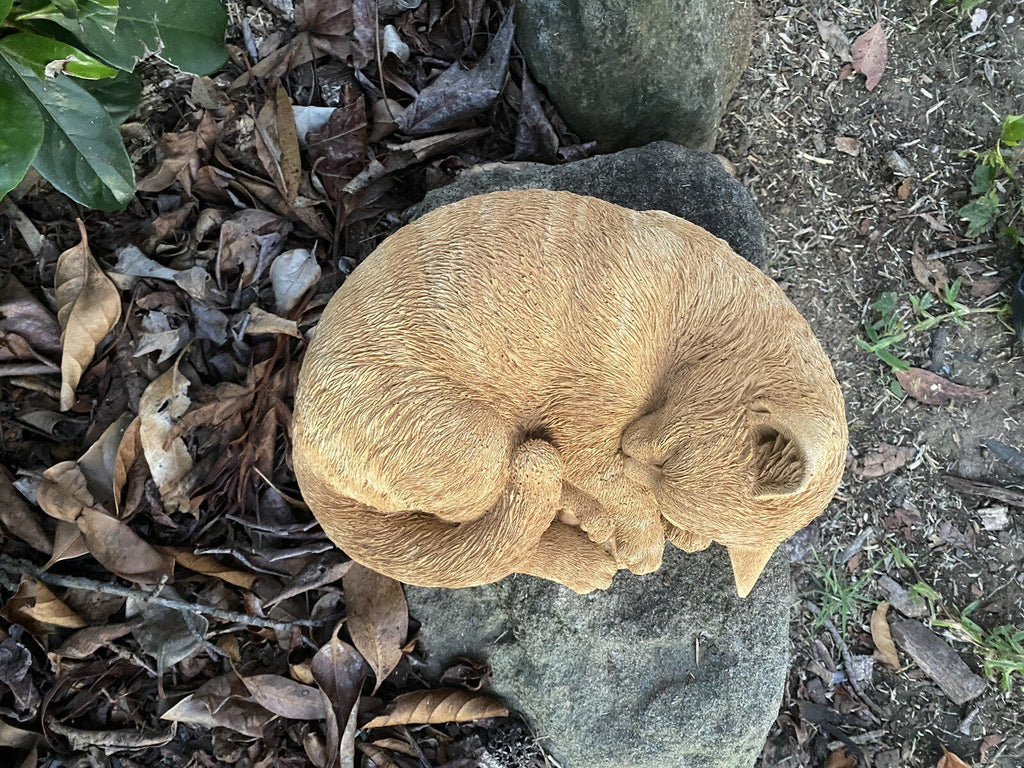 22nice4me Garden Statues ginger tabby cat sleeping statue made of concrete with an antique finish for outdoor gardens