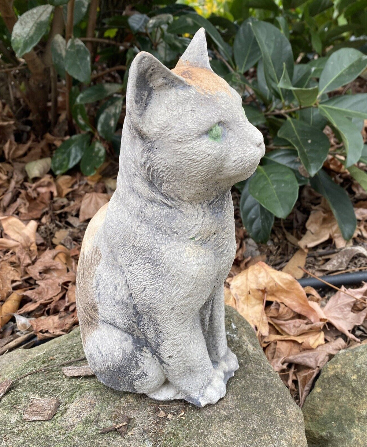 22nice4me Garden Statues tortoiseshell cat statue made of concrete with an antique finish for outdoor garden decor
