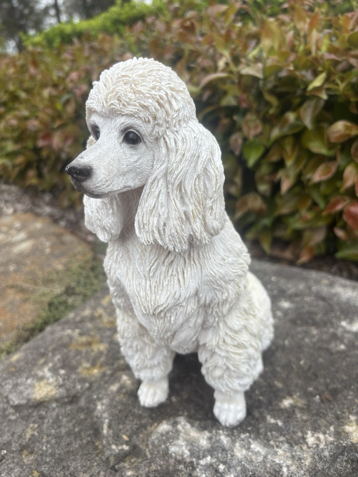 22nice4me Garden Statues white resin poodle dog ornament with textured fur in a sitting pose for outdoor decor