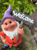 Garden Gnomes Holding a Welcome Sign Garden Ornament Statue