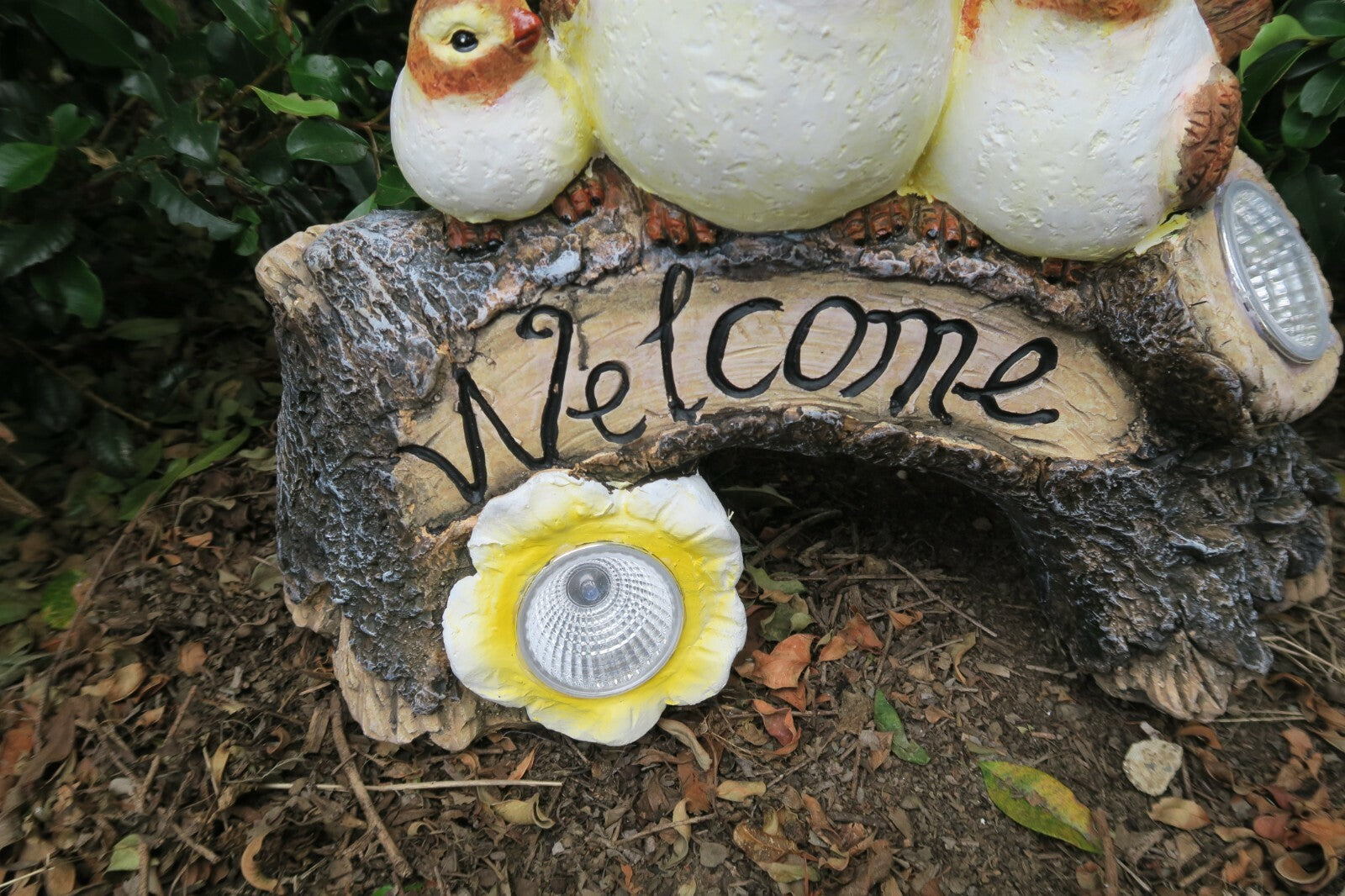 Bird with Welcome Sign Solar Powered Statue Ornament Home Garden Decor