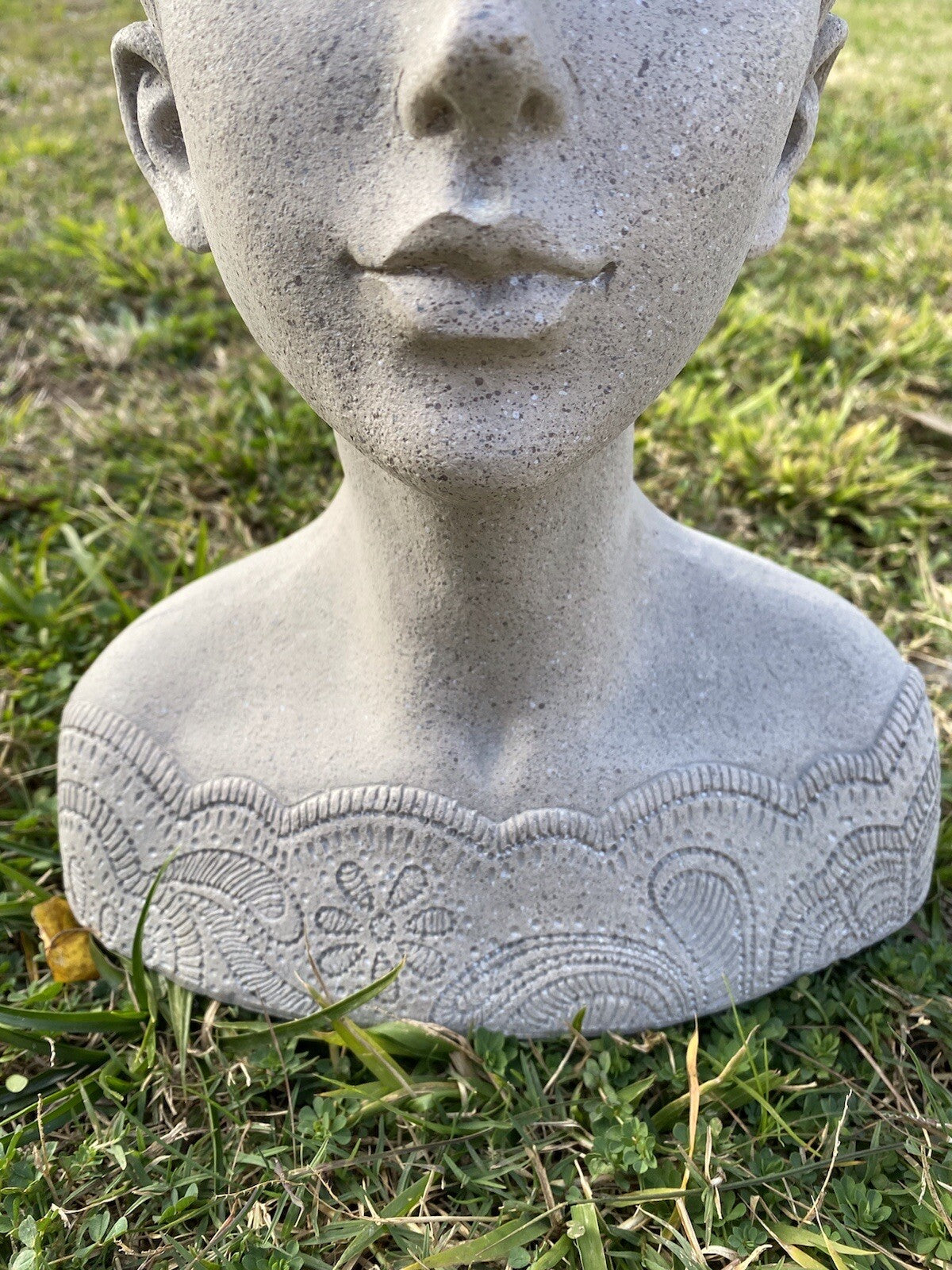 Alexina Princess - Resin Head Planter Pot for Succulents Cactus Indoor  Plants