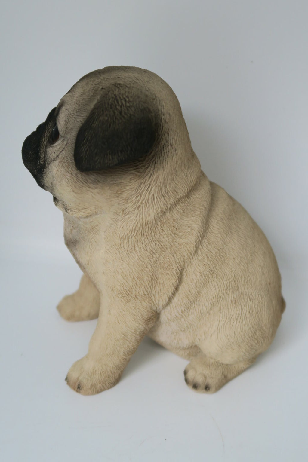 MINI PUG  DOG SITTING ANIMAL GARDEN MEMOERIAL STATUE ORNAMENT FIGURINE GIFT
