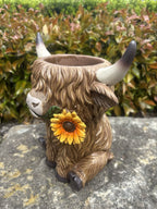 Highland Cow Resin Pot Planter Garden Ornament Sunflower Rustic Farmhouse Décor