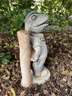 Willow frog Mr Fisher Animal Concrete Cement Garden Statue Australian Made